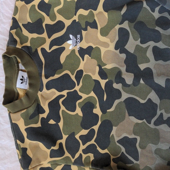 Adidas Camo Crewneck Pullover Sweatshirt Size Small - Picture 2 of 7